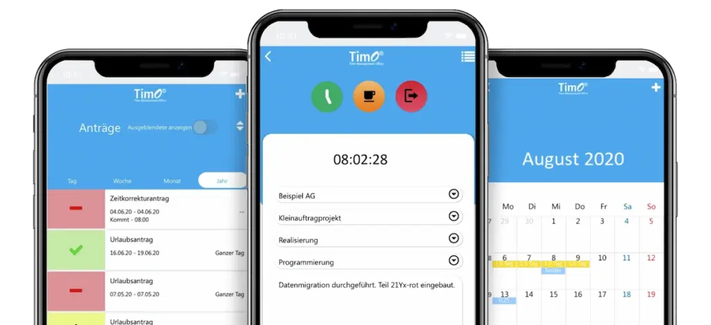 Drei Smartphones zeigen die Benutzeroberfläche der TimO Zeiterfassung App mit Funktionen für Anträge, Projektzeiten und Kalenderübersicht